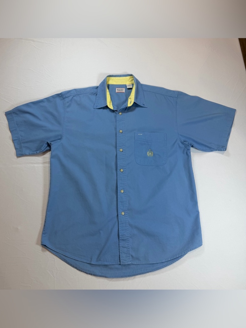 Buggle Boy Men's Light Blue Short-Sleeve Button-Down w/ Yellow Collar Accent LRG